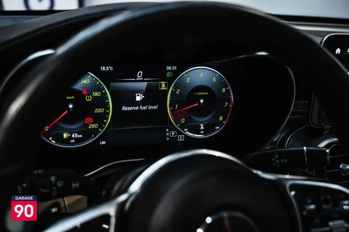Mercedes-Benz GLC200 2020 - صورة 13