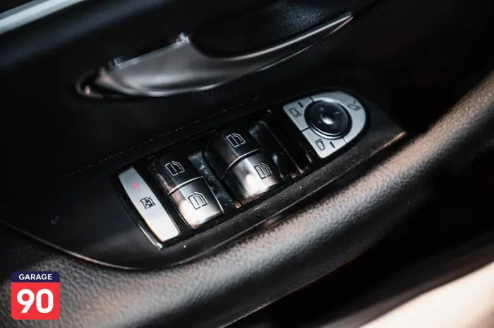 Mercedes-Benz B180 2019 - صورة 11