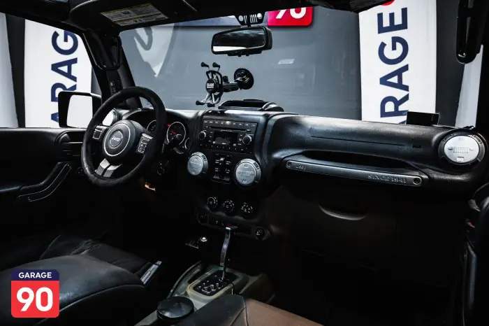 Jeep Wrangler 2015 - صورة 14