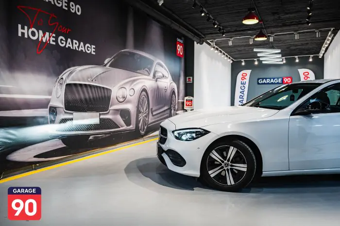 Mercedes-Benz C180 2023 - صورة 8