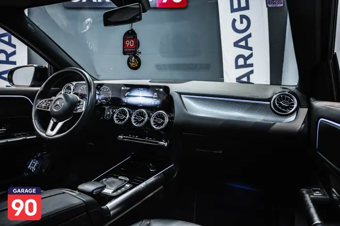 Mercedes-Benz GLA200 2022 - صورة 14