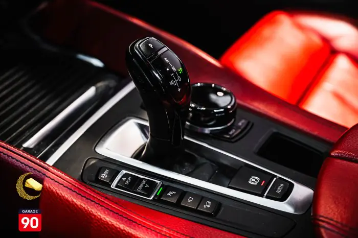bmw X6 2018 - صورة 14