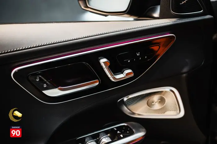Mercedes-Benz C200 2025 - صورة 12