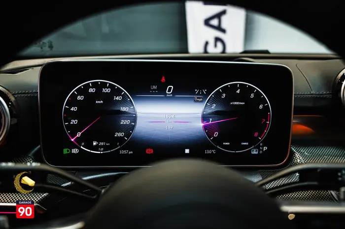Mercedes-Benz C200 2025 - صورة 18