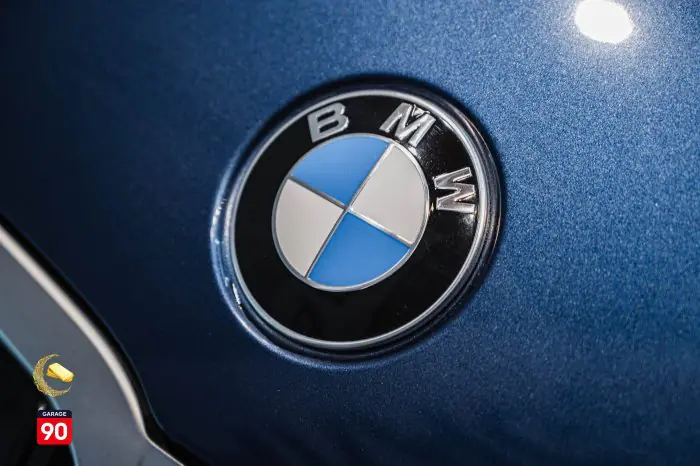 bmw 320i 2024 - صورة 10