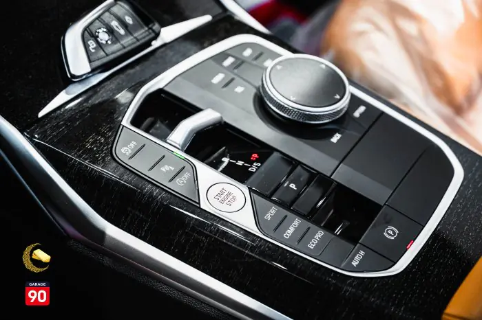 bmw 320i 2024 - صورة 14