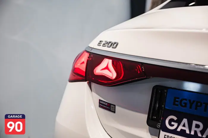 Mercedes-Benz E200 2025 - صورة 7
