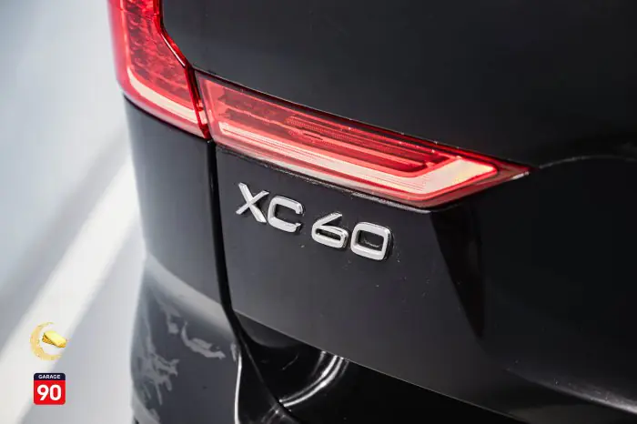 Volvo XC60 2021 - صورة 9
