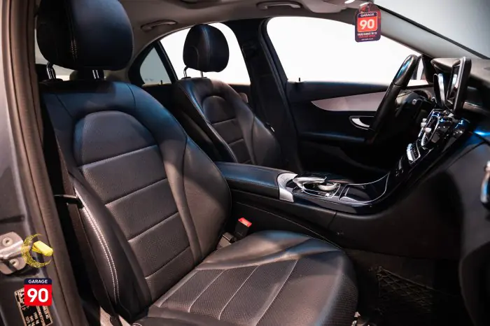 Mercedes-Benz C180 2018 - صورة 13