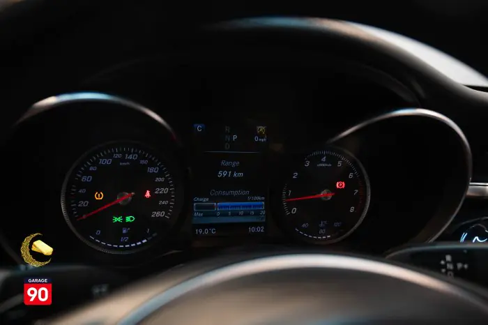 Mercedes-Benz C180 2018 - صورة 12