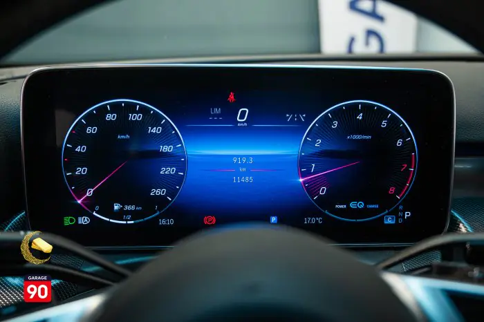 Mercedes-Benz C180 2022 - صورة 15