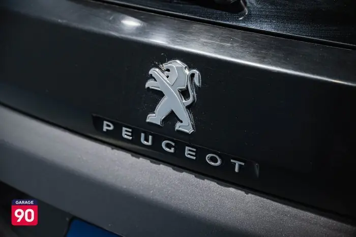 Peugeot 3008 2019 - صورة 10