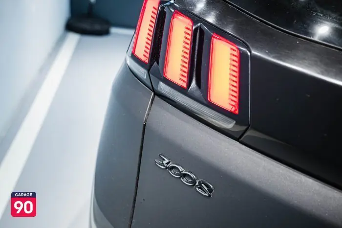 Peugeot 3008 2019 - صورة 11