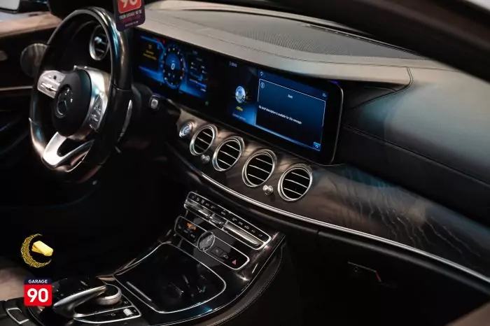 Mercedes-Benz E200 2019 - صورة 15