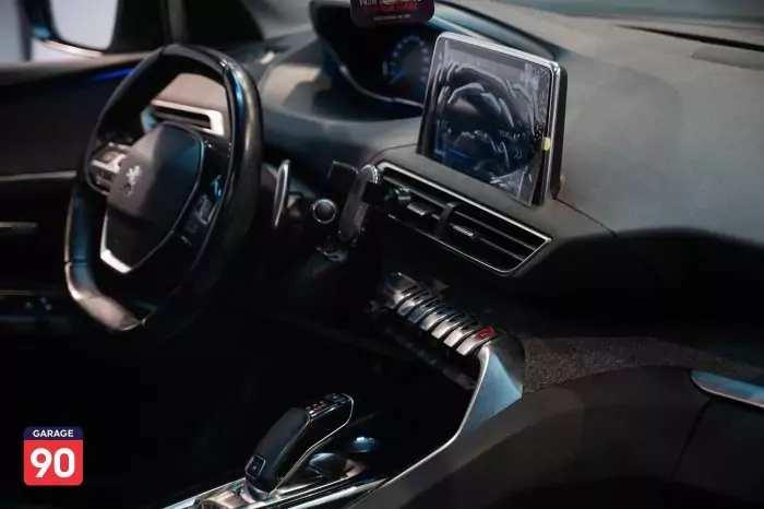 Peugeot 5008 2021 - صورة 16