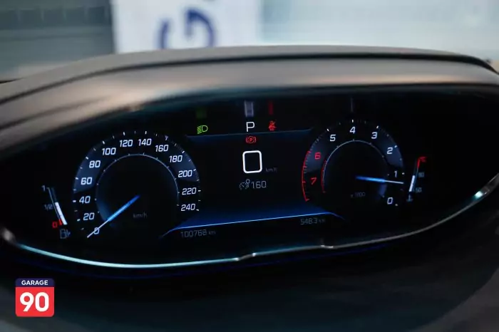 Peugeot 5008 2021 - صورة 15