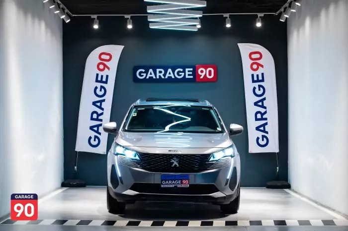 Peugeot 5008 2021