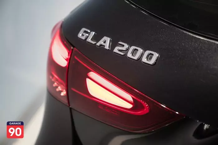 Mercedes-Benz GLA200 2024 - صورة 8