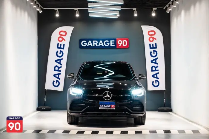 Mercedes-Benz GLC300 2023