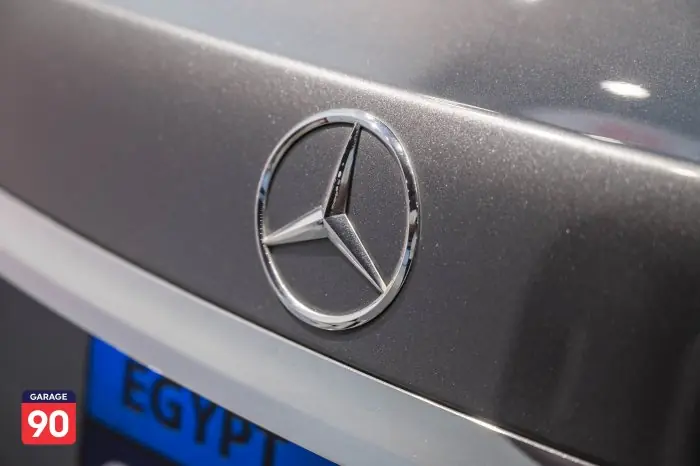 Mercedes-Benz E200 2022 - صورة 6