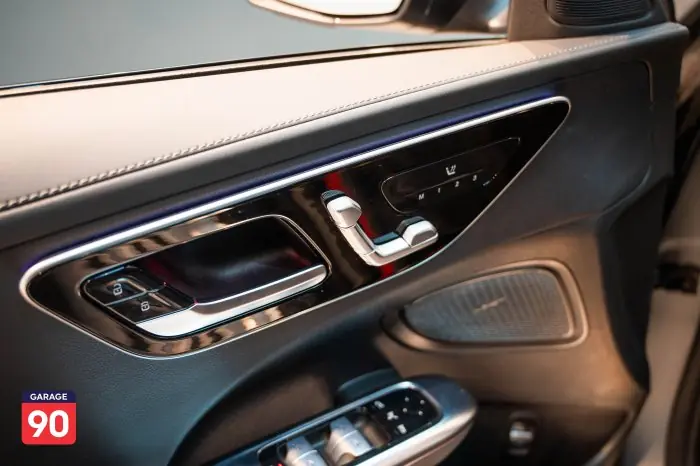 Mercedes-Benz C200 2022 - صورة 13