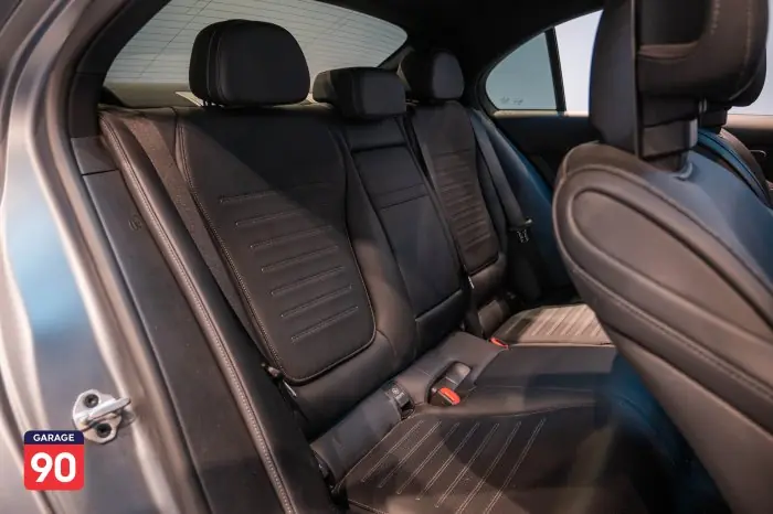 Mercedes-Benz C200 2022 - صورة 18
