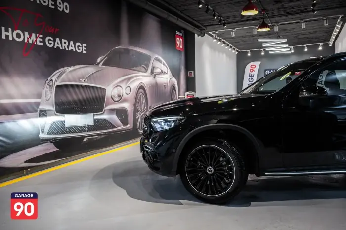 Mercedes-Benz GLC300 2023 - صورة 2