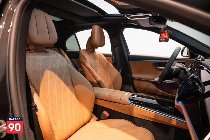 Mercedes-Benz E200 2024 - صورة 16