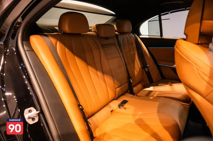 Mercedes-Benz E200 2025 - صورة 19