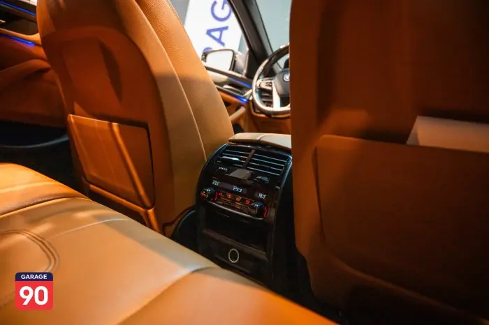 bmw 520i 2018 - صورة 16