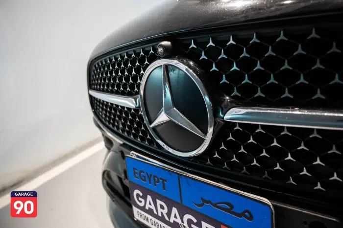 Mercedes-Benz C200 2022 - صورة 10