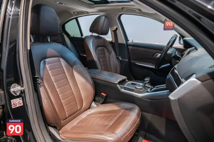 bmw 320i 2020 - صورة 17