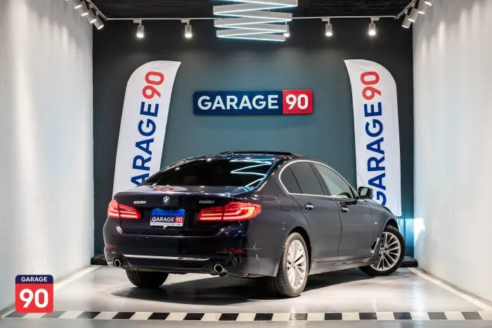 bmw 520i 2018 - صورة 6