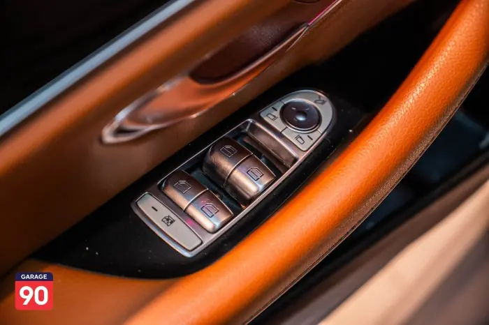 Mercedes-Benz E200 2018 - صورة 11