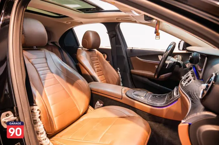 Mercedes-Benz E200 2021 - صورة 18