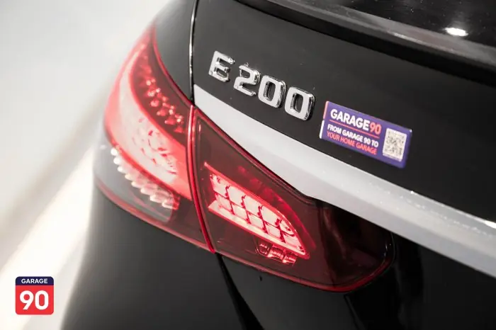 Mercedes-Benz E200 2021 - صورة 10