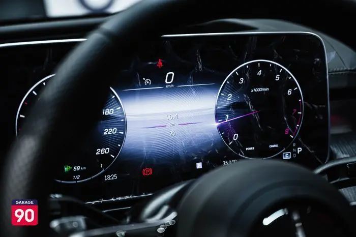 Mercedes-Benz C200 2024 - صورة 13
