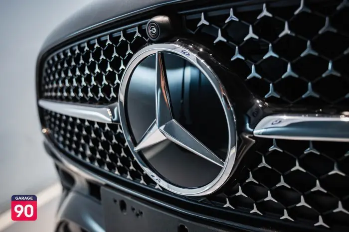 Mercedes-Benz C200 2024 - صورة 9
