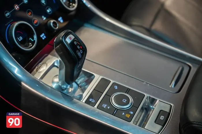 Land Rover Sport 2020 - صورة 15