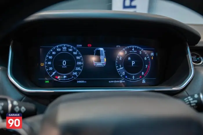 Land Rover Sport 2020 - صورة 11
