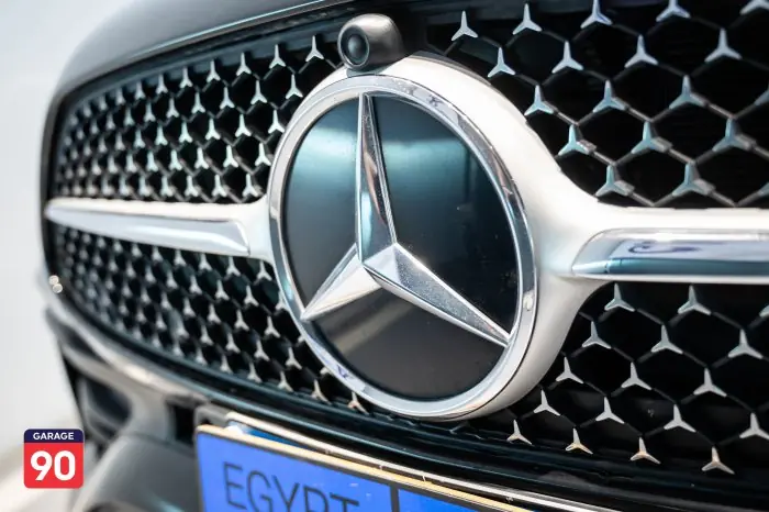 Mercedes-Benz C180 2023 - صورة 10