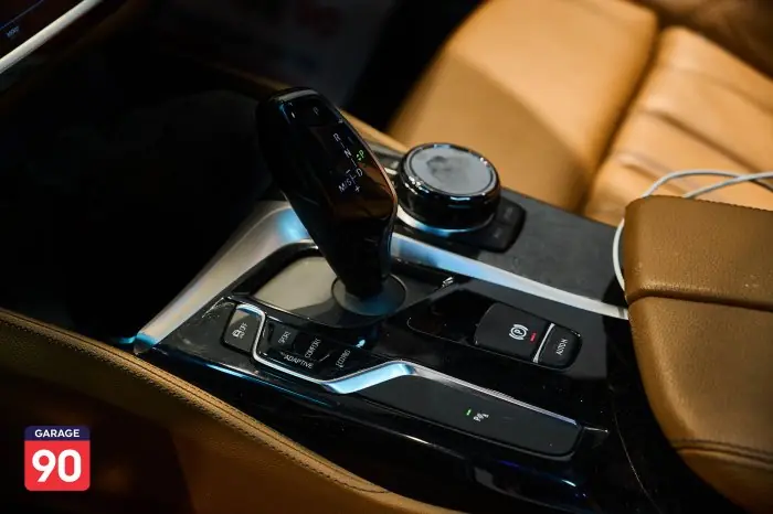 bmw 530i 2018 - صورة 16