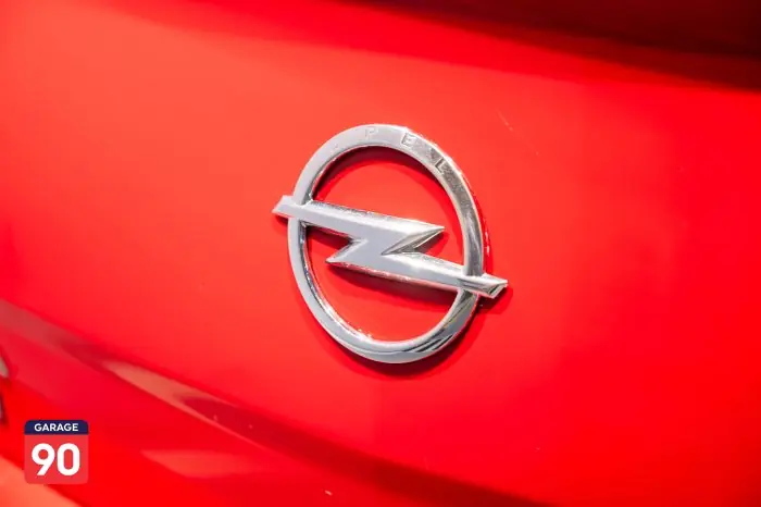 Opel Astra 2017 - صورة 9
