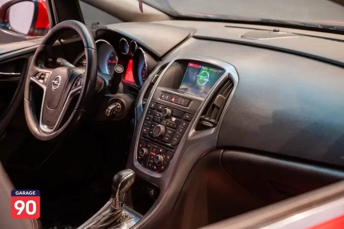 Opel Astra 2017 - صورة 14