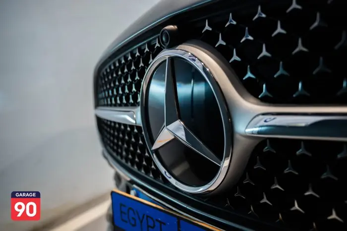 Mercedes-Benz C180 2023 - صورة 10