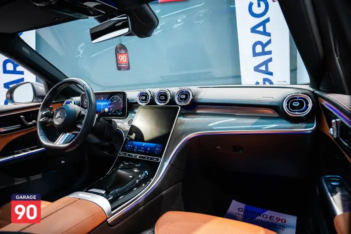 Mercedes-Benz C180 2023 - صورة 13