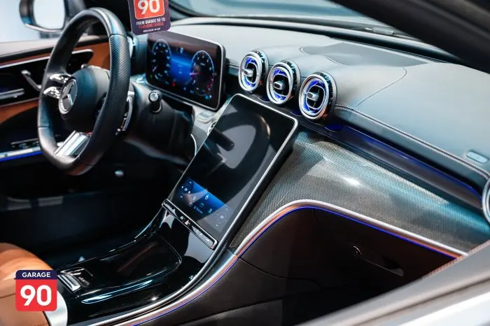 Mercedes-Benz C180 2023 - صورة 15