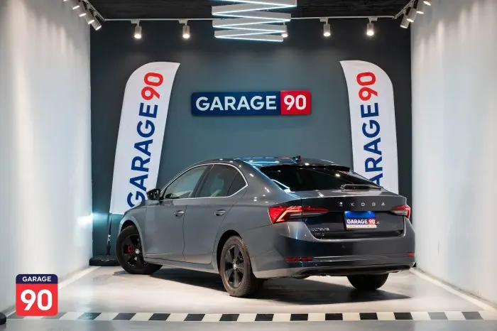 Skoda Octavia 2022 - صورة 5