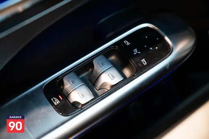 Mercedes-Benz C180 2022 - صورة 13