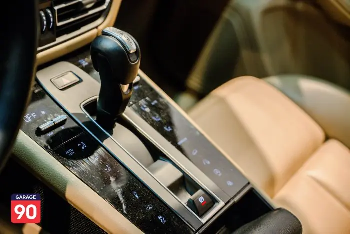 Porsche Macan 2024 - صورة 13